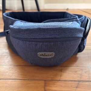 Chicco baby side kick belt seat